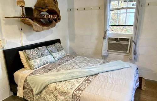 "Lovely Tiny House Rental for a Romantic Getaway in Shepherdstown, West Virginia - Foto 16