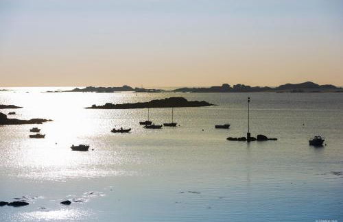 BRIT HOTEL Confort Lannion Centre Gare - Photo 46