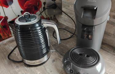 geräumige 4 Zimmer Wohnung mit Balkon - Photo 2