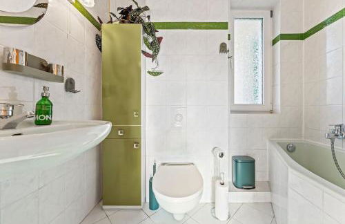 3 Zimmer, Beamer, Balkon, Disney Plus - Foto 4