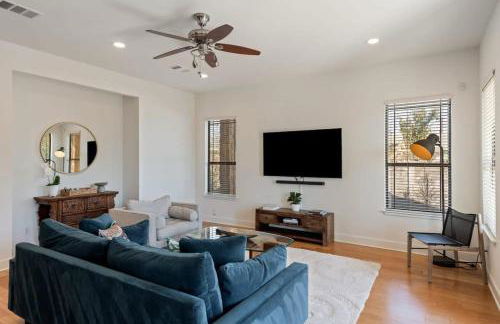 Bright Home in East ATX - 3BR - Cowboy Pool - Foto 6