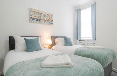 Newly Renovated 4BR House with lots of amenities - Foto 50