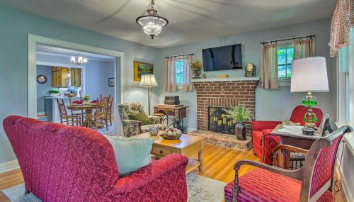 Restored Mars Hill Home on 1 Acre Walk to Town! - Foto 4