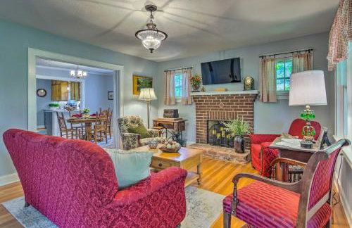 Restored Mars Hill Home on 1 Acre Walk to Town! - Foto 4