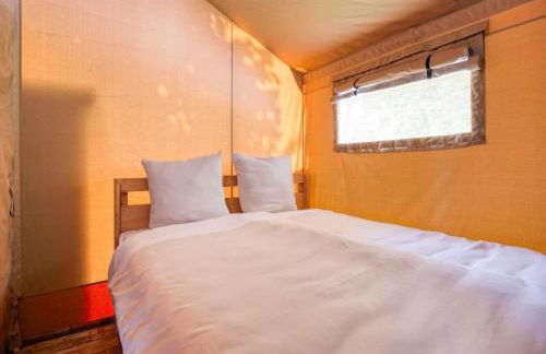 Comet Glamping Tent, Ardennes - Foto 10