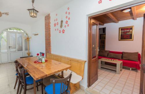 Robinson Elizabeta - Photo 45