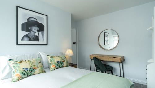 Heath House - Photo 4