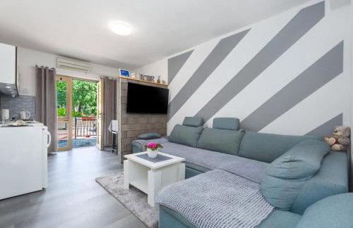 Apartment 50 shades of grey Poreč - Photo 1