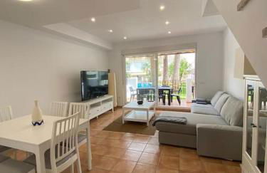 Magnífico Adosado con Piscina en Urb. Palm Beach - Foto 5