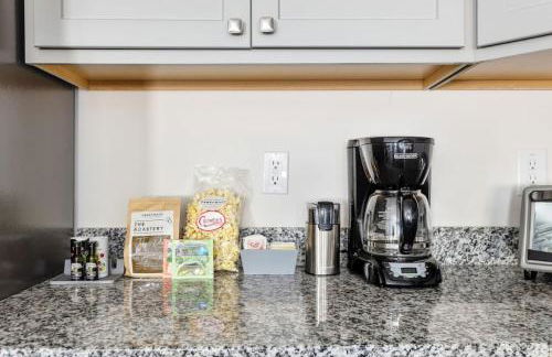 WeCo Duplex -8 BR- Sleeps 16 - Foto 33