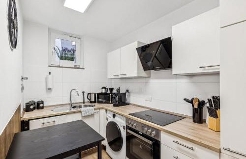 Skyview Apartment mit Balkon & Parkplatz - Foto 5