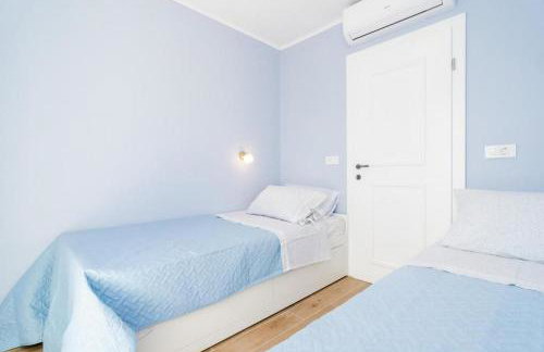 Beachfront Villa with Swimming Pool,Terrace and Sea view - Foto 14