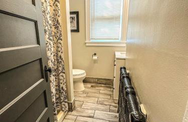 The Red House Albany NY 4 Bedroom Private Apartment - Foto 18