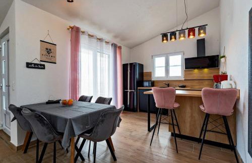 Sea Flower Beachfront Villa - Foto 35