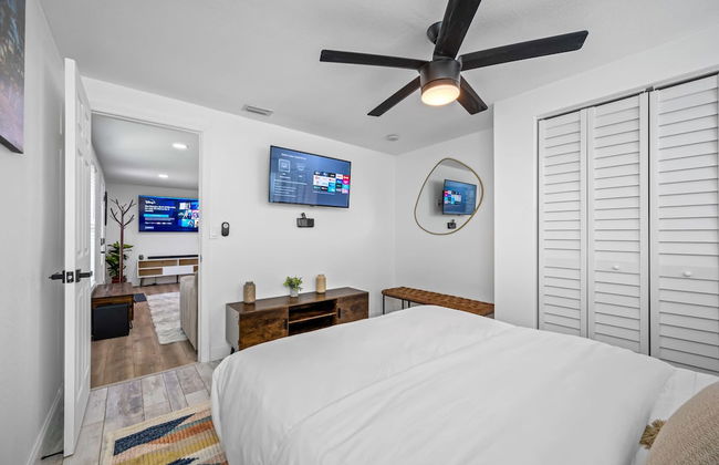 Paradise Haven- Amazing 4BR Oasis With Pool - Foto 3