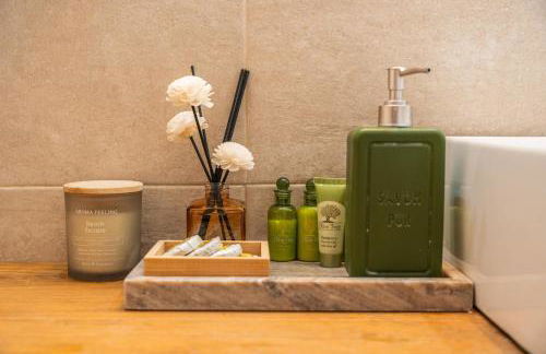 Sea-esta Beach House, Beachfront Residence & BBQ, By ThinkVilla - Foto 35