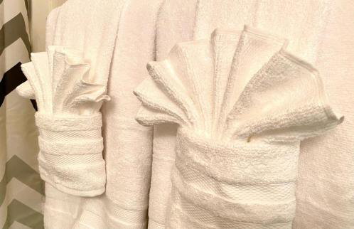 Spacious & comfy home in ultra-convenient location 2025 Traveller Award Winner - Foto 62