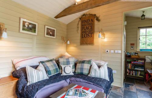 The Challoners - Photo 6