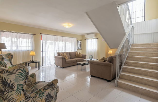 Penthouse in Evaristo Morales Sleeps 14 - Foto 17