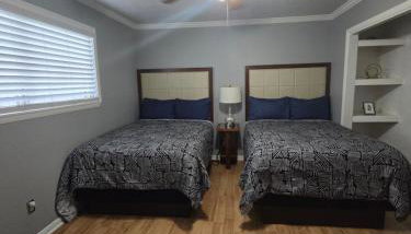 HoustonGem Private Pool & Hot Tub 20 Min to DT - Foto 3