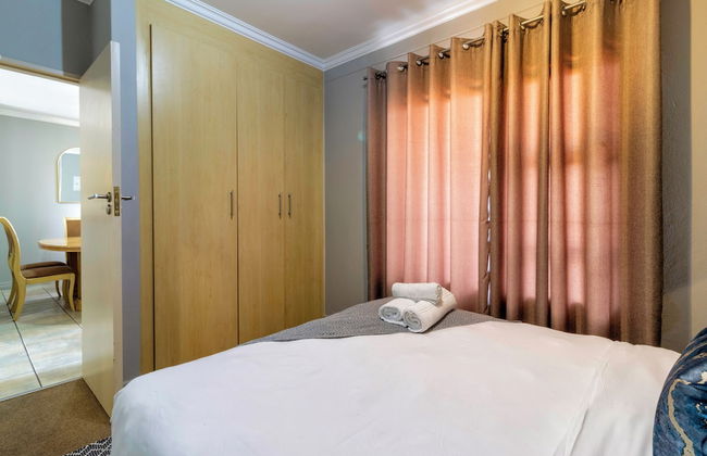 Luxury Apartments West Point Sandton - Photo 4