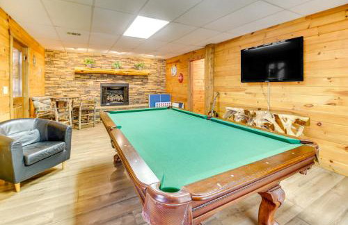 Secluded Cherry Log Cabin with Hot Tub and Swings! - Photo 3