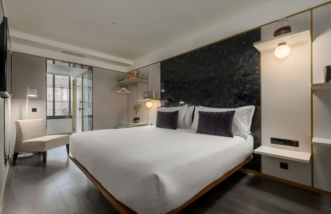 Be Mate Paseo de Gracia - Photo 19