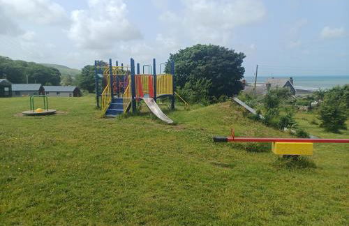 CABIN 8 Pet friendly Family glamping Seaview - Photo 42