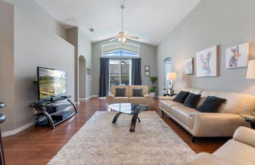 Cozy 4 Bedrooms Next to DisneyPrivate Pool - Foto 23