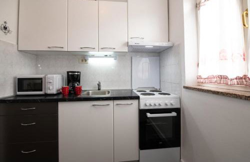 Ika Blue Studio - Photo 3