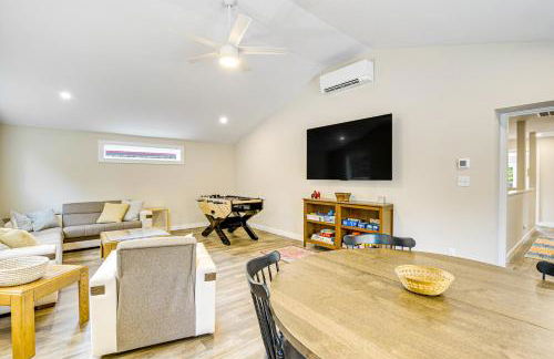 Waterfront Escape in Cub Run with Deck and Hot Tub! - Foto 12