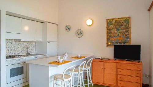 GuestHost - Porto Rotondo Roomy Apartment with Terrace! - Photo 5