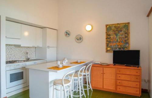 GuestHost - Porto Rotondo Roomy Apartment with Terrace! - Photo 5