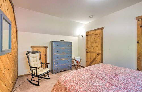 1 Mi to Downtown BBH Coastal Cabin with Deck and Yard - Foto 19