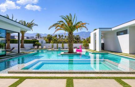 Rancho Mirage Oasis w Pool Hot Tub Bocce Putting Green Firepit - Foto 36