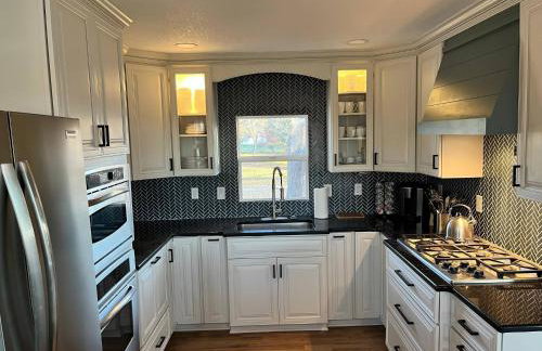 Renovated 4BR Independence Retreat on 1.3 Acres - Foto 27