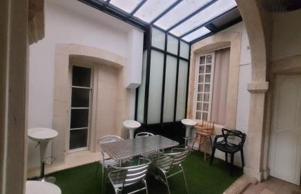 Appartement centre historique place Jean Jaurès climatisé 6 couchages avec parking - Foto 24