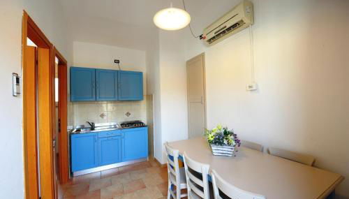 Camping Bella Italia Apartments Verbena - Lake Garda 22081 - Photo 3