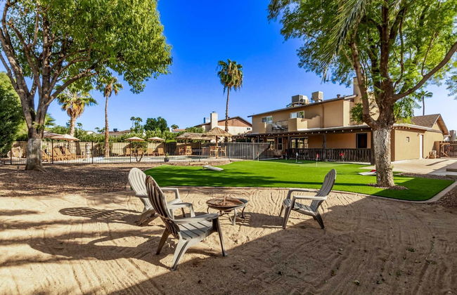 Tiki Paradise w Htd Pool Putt Grn Tiki Bar - Photo 50