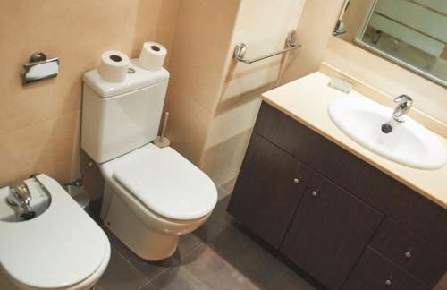 Alcam Cervantes Playa Badalona - Photo 15