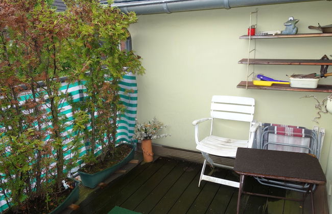 Big 2 Room Apartment with Balcony - Photo 10