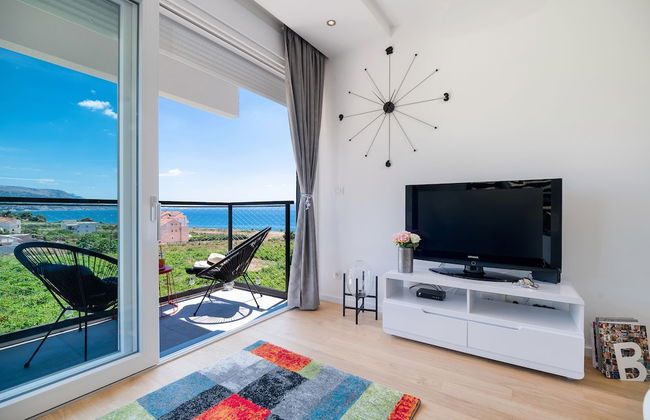 StellaMare Apartments - Photo 8