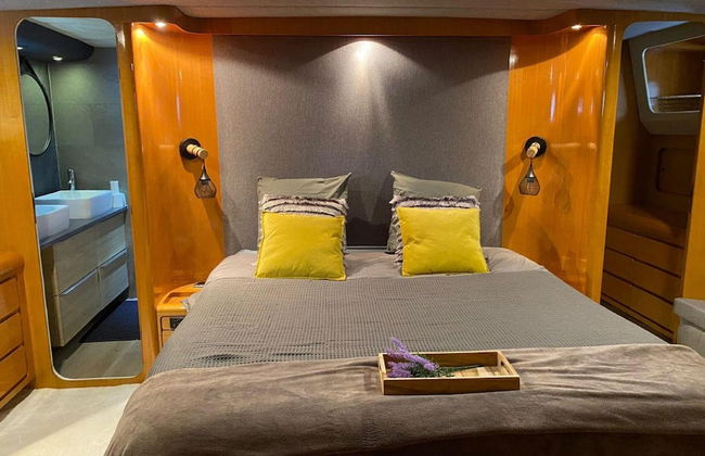 Attractive Yacht With Roof Terrace - Foto 11