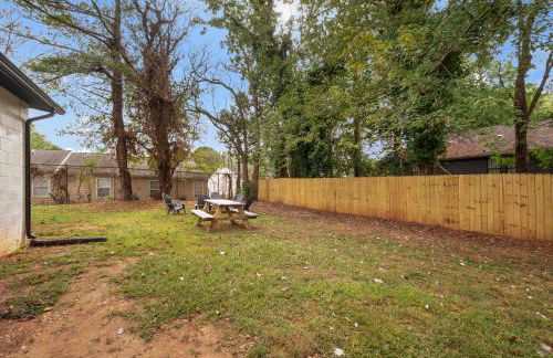 10 Min to Downtown - Smart Tvs - Fast Wi-Fi - Foto 30