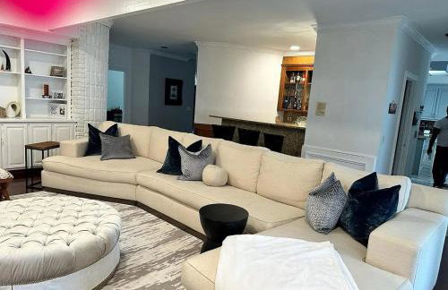 Peachtree Corners Dream Home - Foto 13