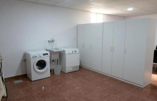 Casa Chalet Villa con piscina, jardín y aire acondicionado cerca de Valencia en La Eliana-L'Eliana - Foto 35