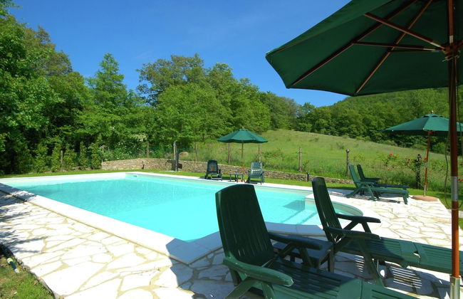Holiday House with Pool & Large Garden Overlooking Lake near Tuscany - Photo 16