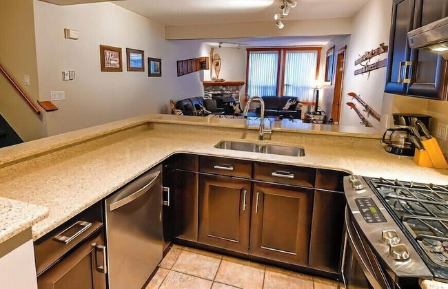 Polar Peak Lodges by Fernie Lodging CO - Photo 42