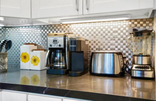 Villa La Verde - Newly Designed 4BR Villa with Pool & Guesthouse by Topanga - Foto 23