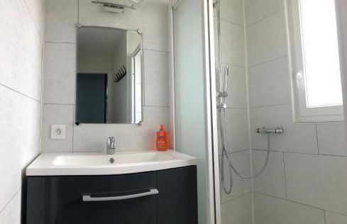 LE DAUPHIN - 3 chambres - 8 personnes - proximité plage - Foto 13